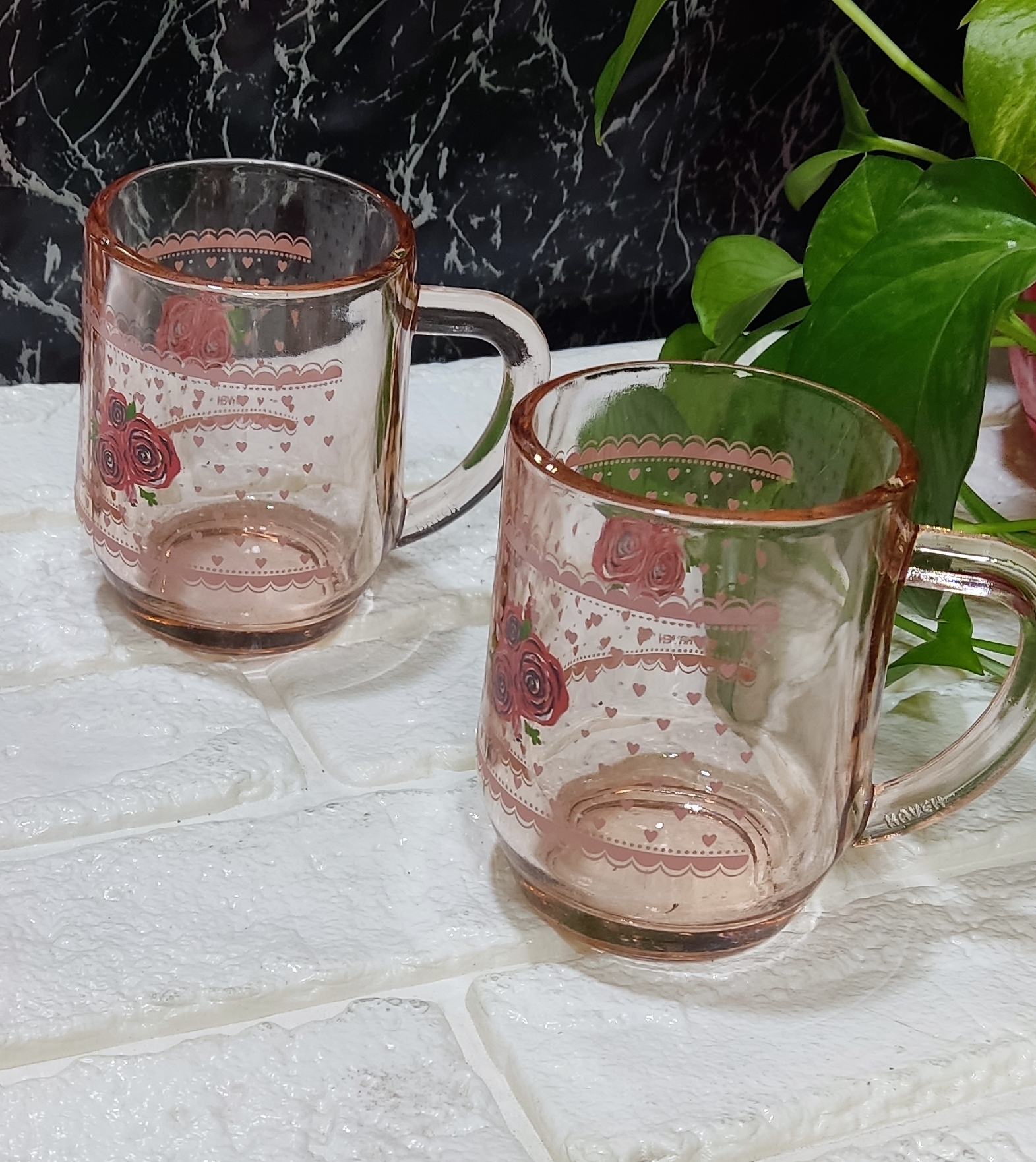 لیوان بلور صورتی گلدار تک عددی